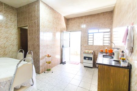 Casa à venda com 163m², 1 quarto e 4 vagasCozinha