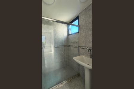 Apartamento à venda com 78m², 3 quartos e 1 vaga Apartamento à venda com 78m², 3 quartos e 1 vagaBanheiro da Suíte 1