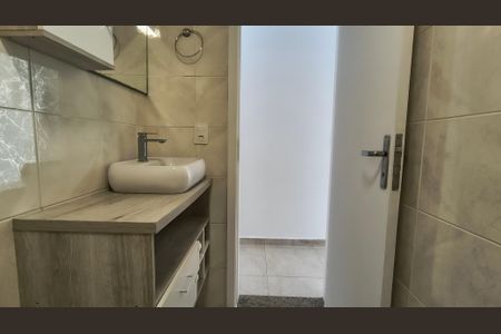 Apartamento à venda com 78m², 3 quartos e 1 vaga Apartamento à venda com 78m², 3 quartos e 1 vagaBanheiro Social