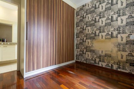 Apartamento à venda com 165m², 3 quartos e 3 vagas Apartamento à venda com 165m², 3 quartos e 3 vagasQuarto 3