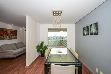 Apartamento para alugar com 72m², 2 quartos e 1 vagaSala