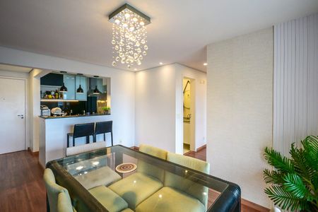 Sala de apartamento para alugar com 2 quartos, 72m² em Jardim Henriqueta, Taboão da Serra