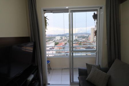 Sala de apartamento à venda com 2 quartos, 48m² em Quitaúna, Osasco