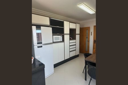 Apartamento à venda com 174m², 3 quartos e 3 vagasCozinha