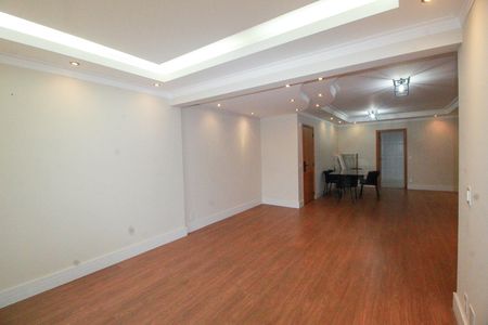 Apartamento para alugar com 174m², 3 quartos e 3 vagasSala