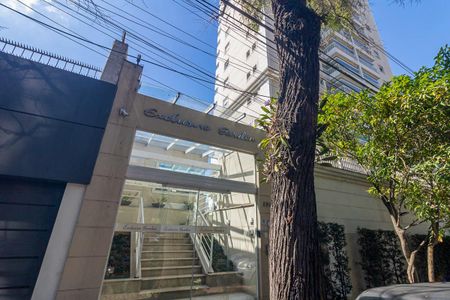 Apartamento para alugar com 174m², 3 quartos e 3 vagasFachada