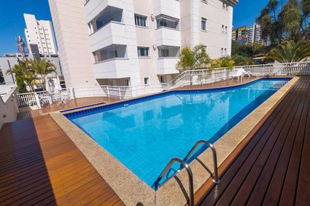Apartamento para alugar com 174m², 3 quartos e 3 vagasPiscina