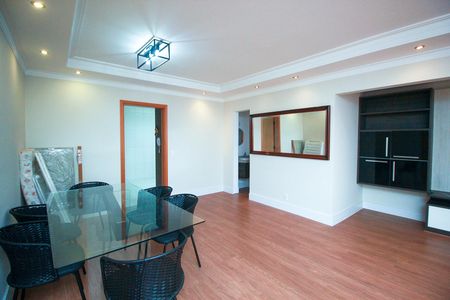 Apartamento para alugar com 174m², 3 quartos e 3 vagasSala