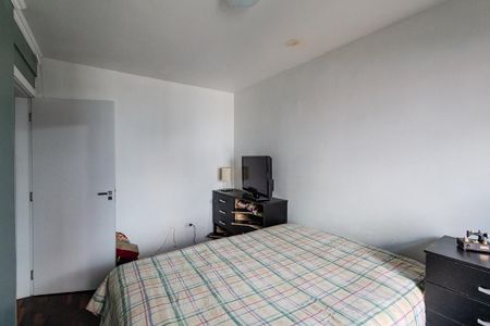 Apartamento à venda com 78m², 3 quartos e 1 vagaQuarto 2