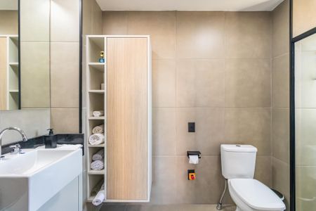 Banheiro de apartamento para alugar com 1 quarto, 45m² em Melville Empresarial Ii, Barueri