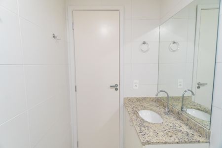 Apartamento para alugar com 42m², 2 quartos e sem vaga Apartamento para alugar com 42m², 2 quartos e sem vagaBanheiro Social
