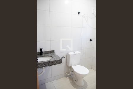 Banheiro de kitnet/studio para alugar com 1 quarto, 45m² em Setor Vila João Vaz, Goiânia