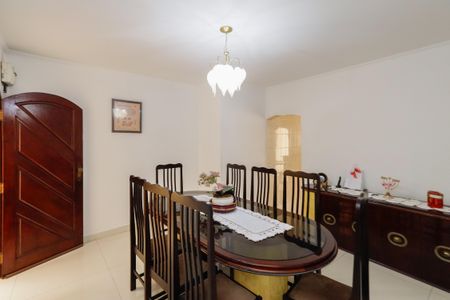 Casa à venda com 242m², 4 quartos e 2 vagasSala de Jantar