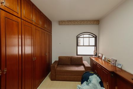 Casa à venda com 242m², 4 quartos e 2 vagasQuarto 2
