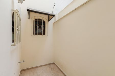 Casa à venda com 242m², 4 quartos e 2 vagasÁrea externa