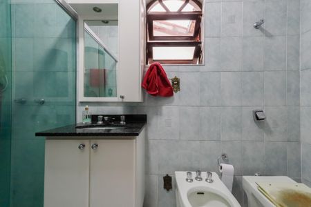 Casa à venda com 242m², 4 quartos e 2 vagasBanheiro 2
