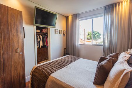 Apartamento à venda com 80m², 3 quartos e 1 vaga Apartamento à venda com 80m², 3 quartos e 1 vagaSuíte