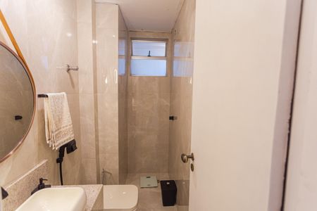 Apartamento à venda com 80m², 3 quartos e 1 vaga Apartamento à venda com 80m², 3 quartos e 1 vagaBanheiro Social