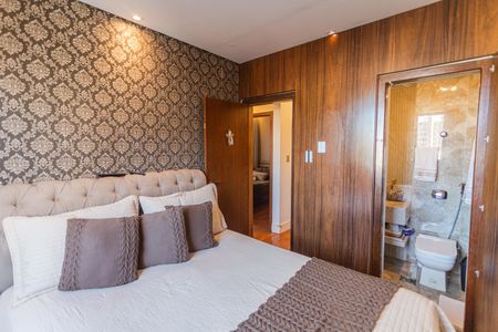 Apartamento à venda com 80m², 3 quartos e 1 vaga Apartamento à venda com 80m², 3 quartos e 1 vagaSuíte