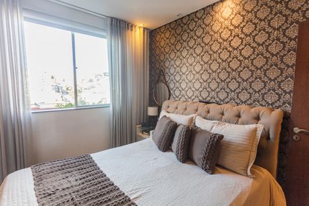 Apartamento à venda com 80m², 3 quartos e 1 vaga Apartamento à venda com 80m², 3 quartos e 1 vagaSuíte