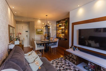 Apartamento à venda com 80m², 3 quartos e 1 vaga Apartamento à venda com 80m², 3 quartos e 1 vagaSala