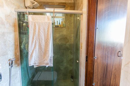 Apartamento à venda com 80m², 3 quartos e 1 vaga Apartamento à venda com 80m², 3 quartos e 1 vagaBanheiro da Suíte