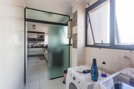 Apartamento para alugar com 147m², 3 quartos e 2 vagasÁrea de Serviço