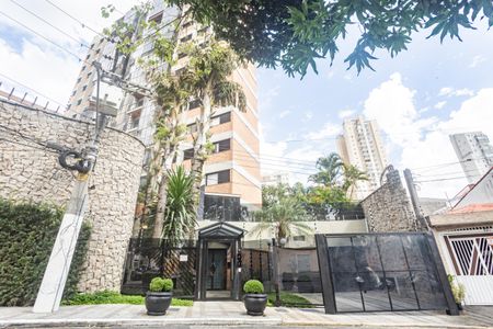 Apartamento para alugar com 147m², 3 quartos e 2 vagasFachada