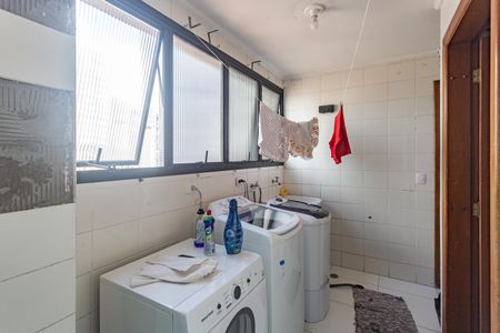 Apartamento para alugar com 147m², 3 quartos e 2 vagasÁrea de Serviço