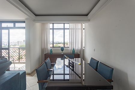 Apartamento para alugar com 147m², 3 quartos e 2 vagasSala