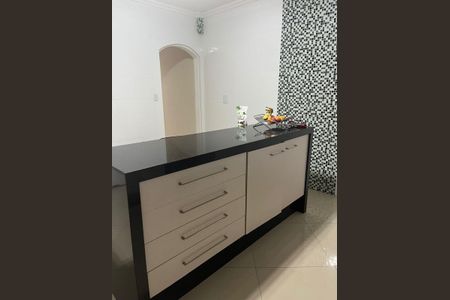 Casa para alugar com 152m², 2 quartos e 2 vagasCozinha