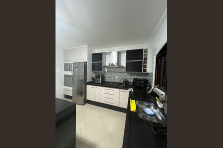 Casa para alugar com 152m², 2 quartos e 2 vagasCozinha