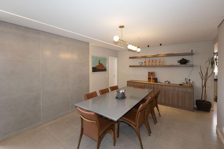 Apartamento à venda com 166m², 4 quartos e 3 vagasSala de Jantar