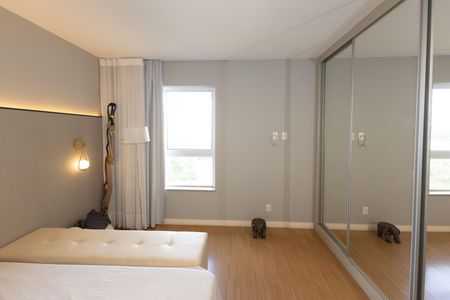 Apartamento à venda com 166m², 4 quartos e 3 vagasSuíte 1