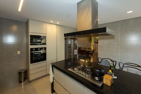 Apartamento à venda com 166m², 4 quartos e 3 vagasCozinha