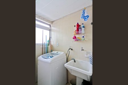 Apartamento à venda com 70m², 2 quartos e 1 vagaÁrea de Serviço