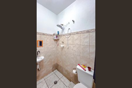 Casa para alugar com 133m², 3 quartos e 4 vagasBanheiro da Suíte 1