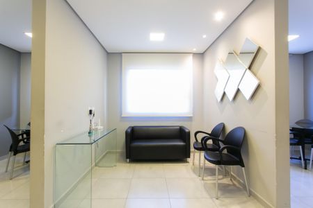 Apartamento para alugar com 35m², 2 quartos e 1 vaga Apartamento para alugar com 35m², 2 quartos e 1 vagaÁrea comum - Salão de Festas