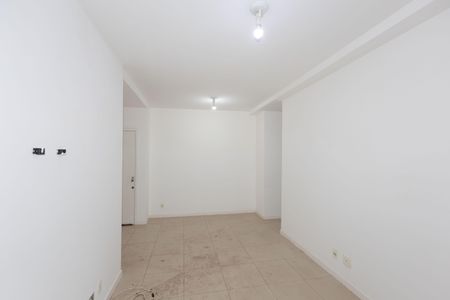 Apartamento à venda com 58m², 1 quarto e 1 vaga Apartamento à venda com 58m², 1 quarto e 1 vagaSala