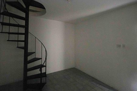 Casa para alugar com 70m², 1 quarto e 1 vaga Casa para alugar com 70m², 1 quarto e 1 vagaSala