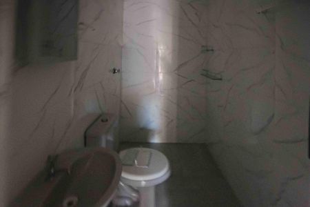 Casa para alugar com 70m², 1 quarto e 1 vaga Casa para alugar com 70m², 1 quarto e 1 vagaBanheiro