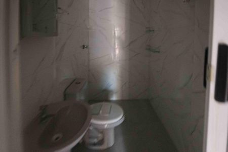 Casa para alugar com 70m², 1 quarto e 1 vaga Casa para alugar com 70m², 1 quarto e 1 vagaBanheiro
