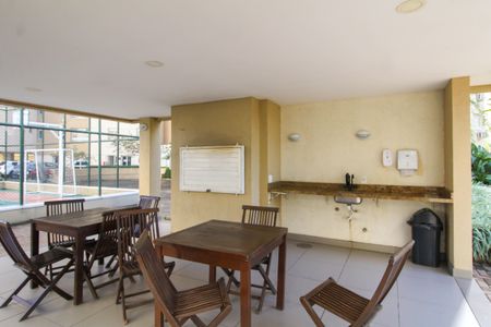 Apartamento para alugar com 76m², 2 quartos e 1 vaga Apartamento para alugar com 76m², 2 quartos e 1 vagaÁrea comum - Churrasqueira