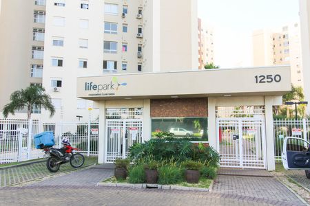 Apartamento para alugar com 76m², 2 quartos e 1 vaga Apartamento para alugar com 76m², 2 quartos e 1 vagaFachada e portaria