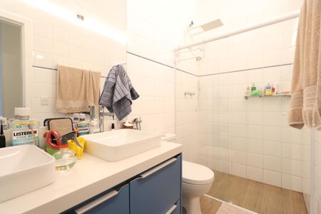 Casa à venda com 164m², 3 quartos e 2 vagasBanheiro Social