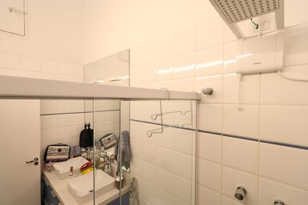 Casa à venda com 164m², 3 quartos e 2 vagasBanheiro Social