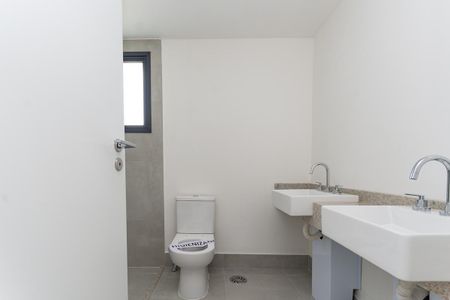 Apartamento à venda com 188m², 3 quartos e 2 vagasBanheiro do quarto 1 Suíte