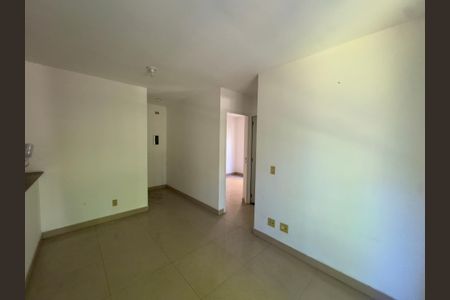 Sala de apartamento para alugar com 2 quartos, 44m² em Jardim Guilhermino, Guarulhos