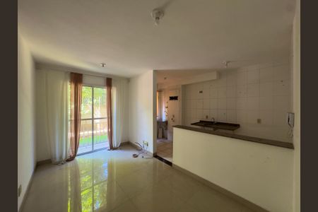 Sala de apartamento para alugar com 2 quartos, 44m² em Jardim Guilhermino, Guarulhos