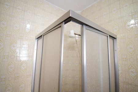 Casa à venda com 250m², 3 quartos e 6 vagasBanheiro de serviço